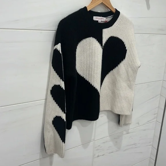 Carolina Herrera | NWT Black and White Heart Intarsia Cashmere Sweater - Medium - Picture 3 of 11